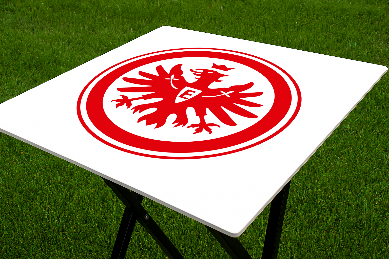 Nah Aufnahme Eintracht Frankfurt Stehtische
